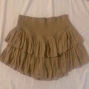 Oatmeal colored ruffle skort